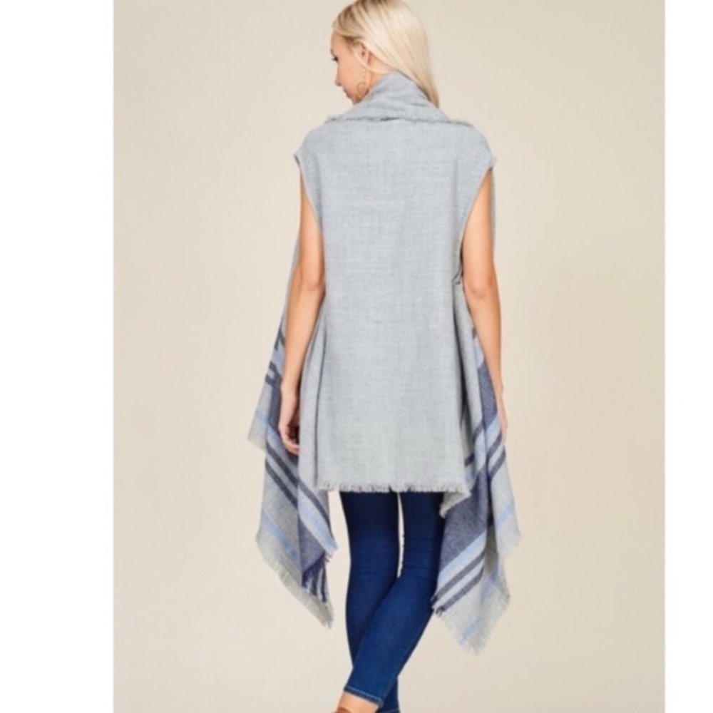 Aerie Gray Blue stripe One size Shawl poncho - Picture 3 of 5